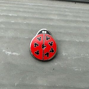Walt Disney World Mickey Mouse Icon Ladybug Trading Pin 74887
